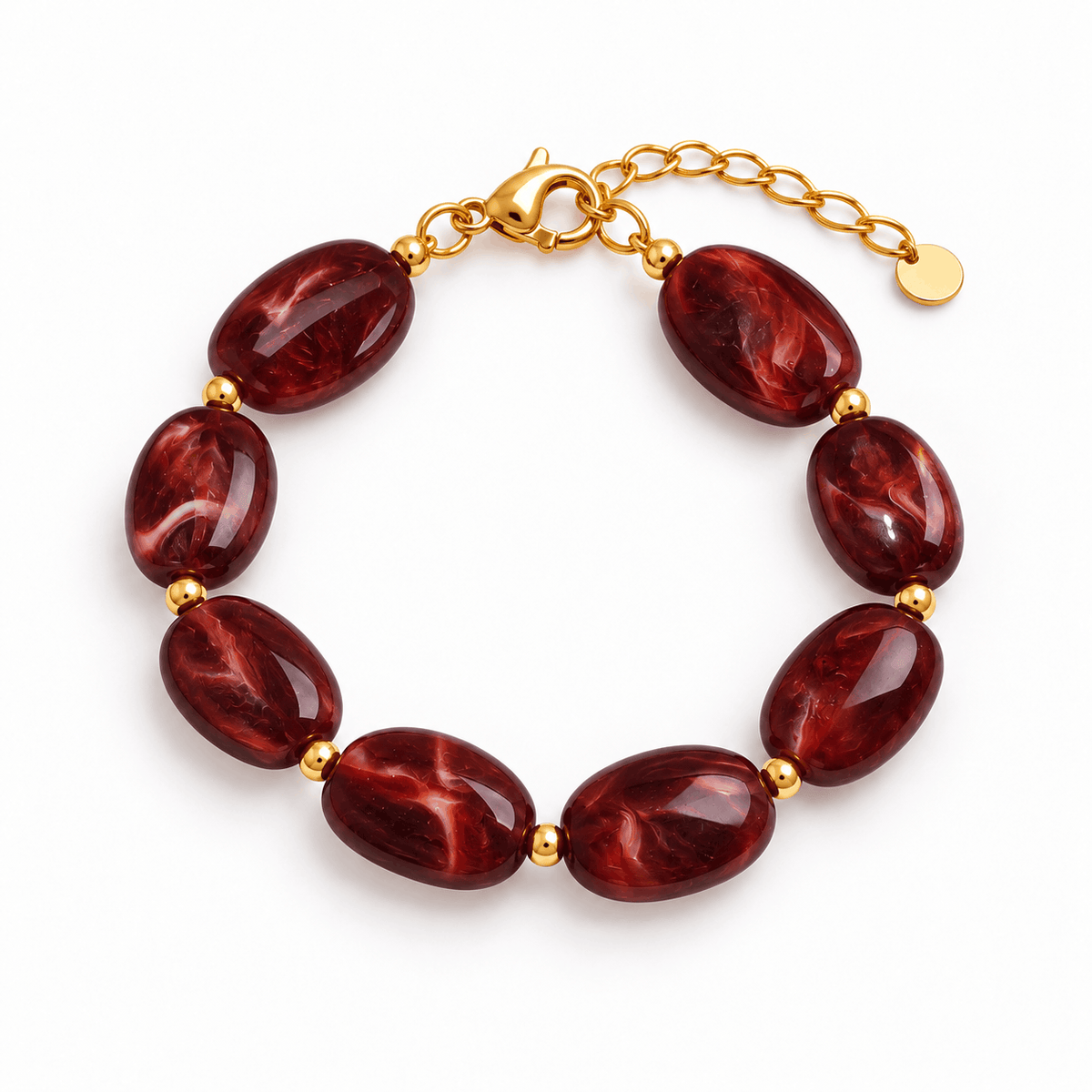 Burgundy kralenarmband met goudkleurige details van Hippe Kraal